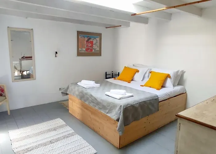 Дом отдыха Town House Near Old Town With Rooftop Jacuzzi Родос