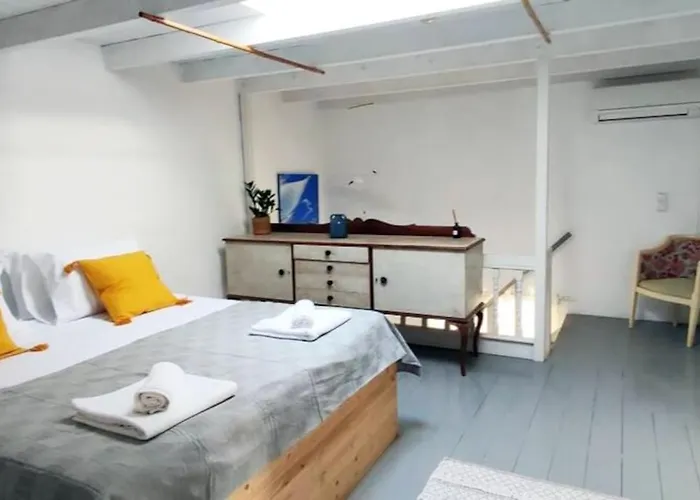 Town House Near Old Town With Rooftop Jacuzzi Semesterbostad Rhodes City